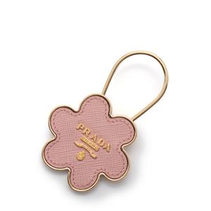 美品✨プラダ♡ハートチャームキーホルダー　ゴールド金具　ピンクサフィアーノレザー Amazon.co.jp: [Prada] [プラダ] キーリング キーホルダー