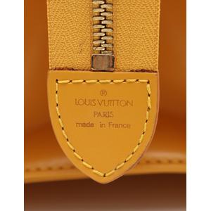 LOUIS VUITTON エピ サックトライアングル ハンドバッグ　イエロー ルイヴィトン LOUIS VUITTON ハンドバッグ サック