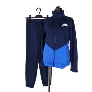 歩き回る 審判 ケーブル 子供 ナイキ セットアップ Visitleominster Org