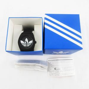 未使用品 アディダス adidas 腕時計 ウォッチ クォーツ Santiago 