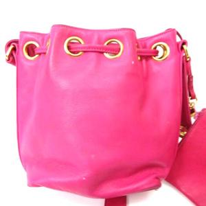 【ヴィンテージ】Rank:B☆Chanel Pink ロゴ ショルダーバック BNIB Authentic CHANEL Runway Pink Diamond Cut Handbag