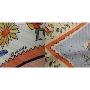 エルメス HERMES カレ プリーツスカーフ 故郷に帰る シルク マルチカラー エルメス HERMES カレ プリーツスカーフ 故郷に帰る シルク