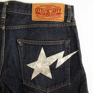 アベイシングエイプ A BATHING APE デニムパンツ バックプリント