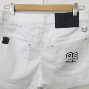 【人気の白！】パーリーゲイツ ショートパンツ Lサイズ PEARLYGATES PEARLY GATES｜パーリーゲイツのパンツ（ホワイト/白色系）通販