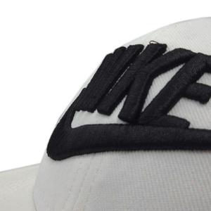 ナイキ NIKE Snapback Futura 584169-100 キャップ 立体ロゴ刺繍 ホワイト 白 ブラック 黒 メンズ レディース