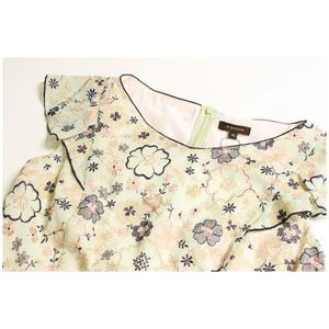 トッカ✨膝丈花柄ノースリーブワンピース グリーン サイズ0(Sサイズ) トッカ TOCCA ワンピース ひざ丈 刺繍 花柄 ノースリーブ 0 緑