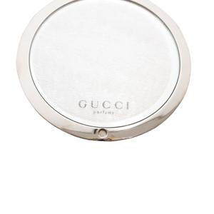 グッチ GUCCI ノベルティ 手鏡 ミラー ロゴ シルバーカラー /FF ■GY18 レディース