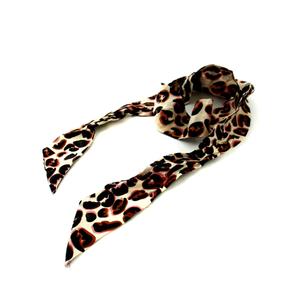 FENDI ラッピー スカーフ レオパード柄