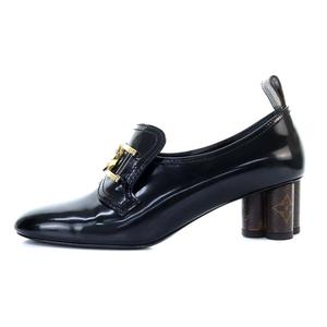 Louis Vuitton 黒 エナメル サンダル ヒール7cm 36.5 Louis Vuitton 黒 エナメル サンダル ヒール7cm 36.5