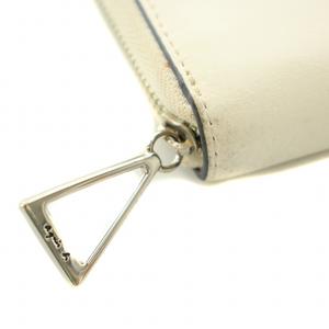 極美品　agnes b. アニエスベー パテントレザー 長財布　ホワイト　白 アニエスベー agnes b. 財布 ウォレット 二つ折り ラウンド