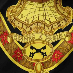 エルメス HERMES IN SALZBURG ザルツブルグにて カレ90 スカーフ シルク 黒 ブラック ゴールドカラー /SS ■OS ■OH レディース