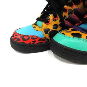 adidas マルチカラー ハイカットスニーカー