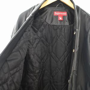 Supreme アーチロゴスタジャン Thrill of 白かっ victory 黒M