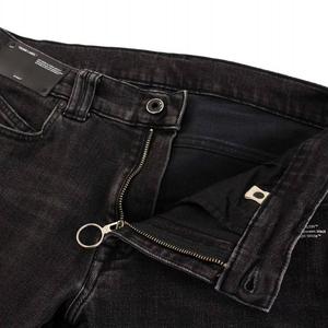 Off-White ブラックデニムパンツ 31インチ　レザーパッチ オフホワイト OFF WHITE Skinny Regular Lenght デニムパンツ