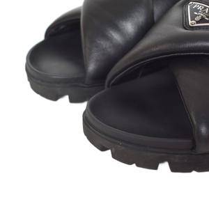プラダ PRADA モノリス トライアングルロゴ パテッドナッパレザー クリスクロス シューズ サンダル 7 黒 ブラック 2X3089 レディース