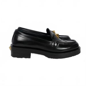 ヴァレンティノ ヴァレンチノ VALENTINO ローマンスタッズ レザー