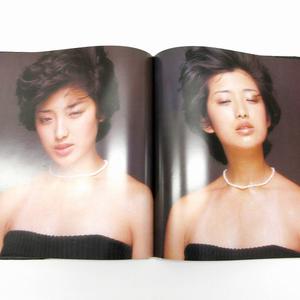 山口百恵 写真集 篠山紀信 集英社DELUXE 昭和55年発行