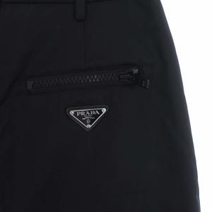 プラダ PRADA 2019年製 三角プレート タイトスカート ひざ丈 ナイロン